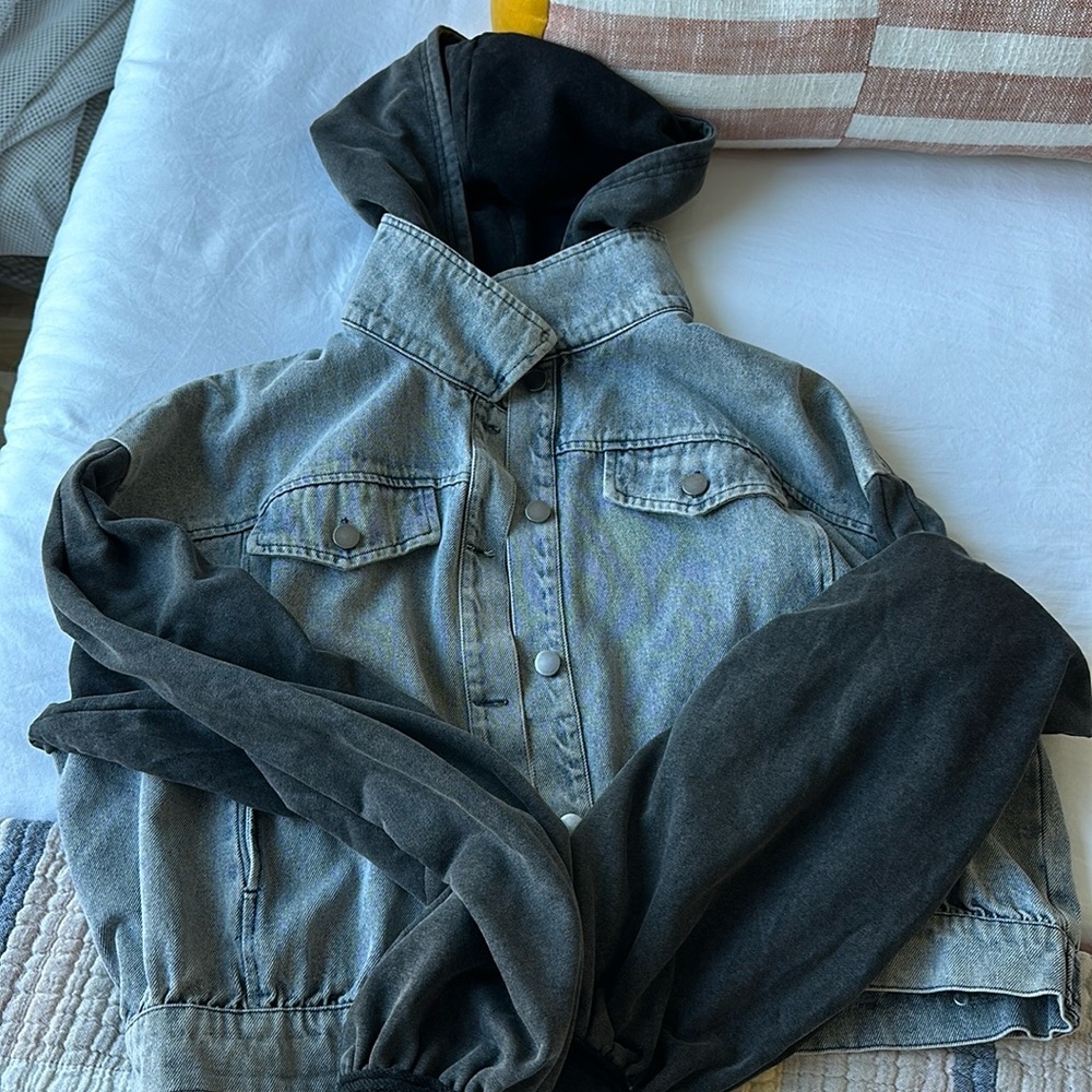 denim jacket with black sweatshirt hoodie and sleeves